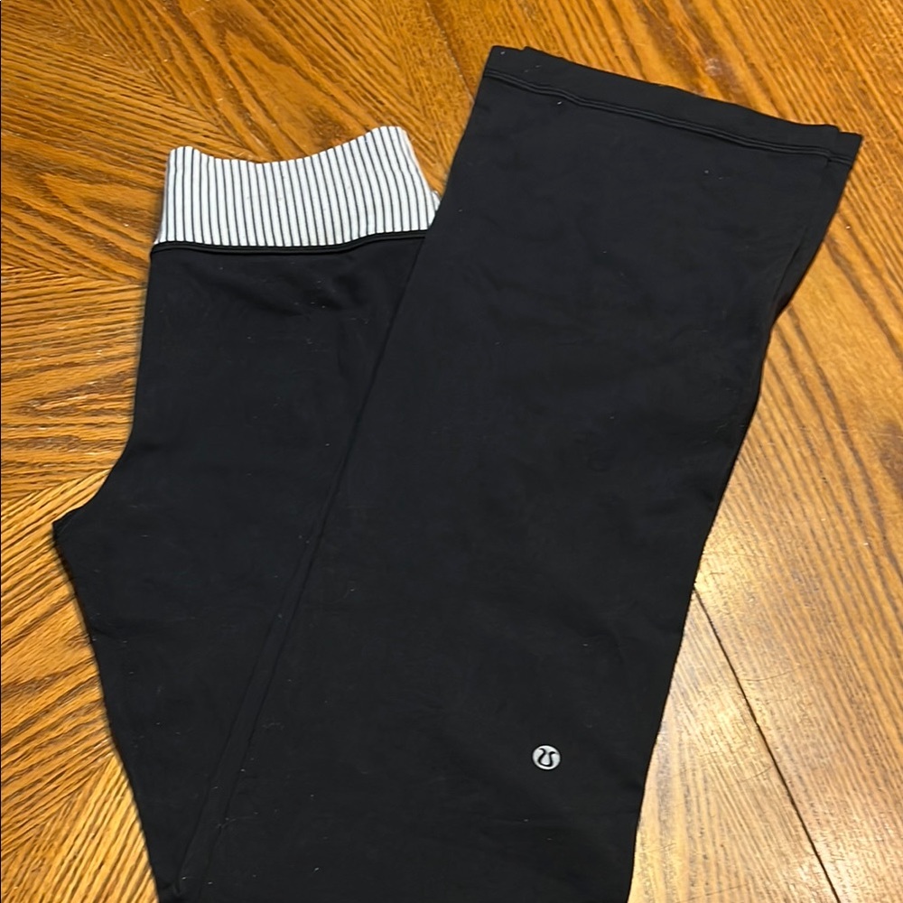lululemon athletica Black Yoga Pants for Ultimate Comfort